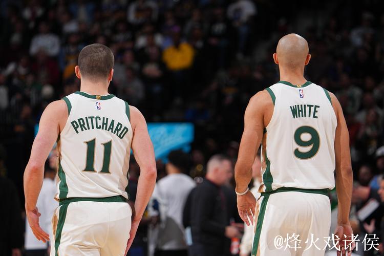 普里查德低迷手感：14投仅中5，三分8中2，拿下12分4篮板5助攻1失误